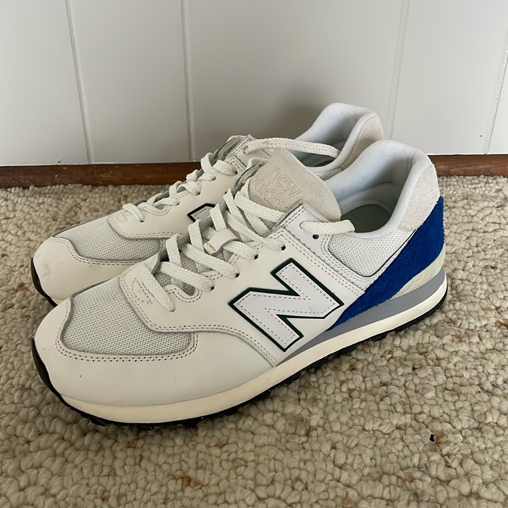 Men’s New Balance Like New White shoes Sneakers 11